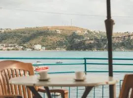City & Sea Hideout