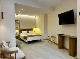 Alpha Estudios, Apartamentos turísticos