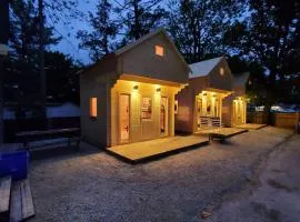 Wasaga Beach Bunkie 5