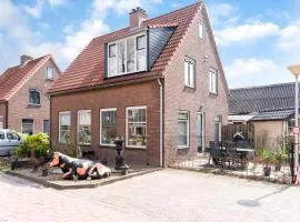Holiday home in Elim for family