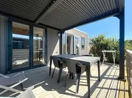 Mobil-home 4* Grand Confort, 200m plage, piscine, fitness, parking, ménage inclus, Wi-Fi gratuit - FR-1-361A-75