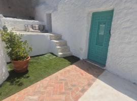 Cuevas Halima, hotel i Bácor