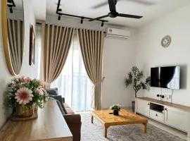 Mamaqarl Homestay near KLIA with Wi-fi and Transport
