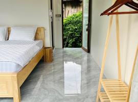 Tày Bungalow, hotel en Ha Giang
