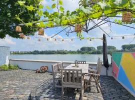 Ihr Ausblick - Charmantes Ferienhaus in Rheinlage - RheinPerle