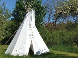 Teepee na Fl&eacute;čku, camping de luxo em Uhersk&eacute; Hradi&scaron;tě