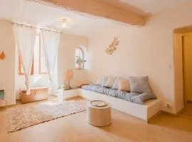 Les Fontaines Saint-Paul-de-Vence Free Parking