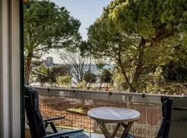 4SONS UMAG Sea View 2BR Apartment in Town center