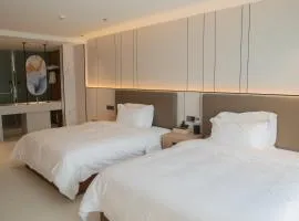 Zhongshan Jiayue Hotel