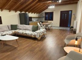 luxury lake view house kastoria, villa in Kastoria