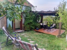 Kiketi Paradise, horsk&aacute; chata v destin&aacute;cii Kiketʼi