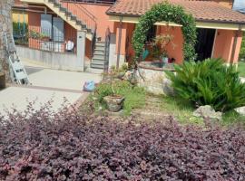 Anna's Little House, Cinque Terre, Lerici, hotel din Arcola