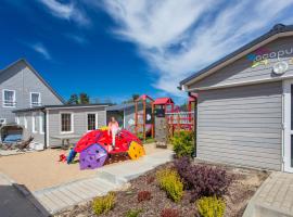 Domki Acapulco nad morzem Rewal, hotel en Rewal