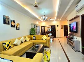 4 Bedroom Holiday Home In Bahria Town Phase 3, hotel u gradu Ravalpindi