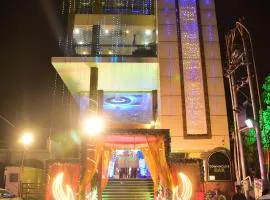 Hind palace