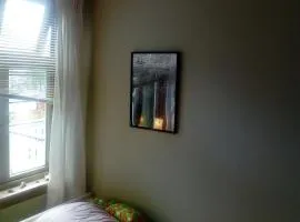 Room2B