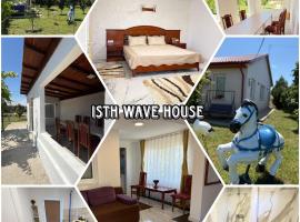IsTh Wave House, hotel v mestu Vadu