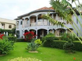 Ezra Boutique Hotel