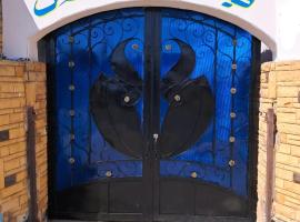 Janelle Villa Beach, hotel na plaži u gradu Fajed