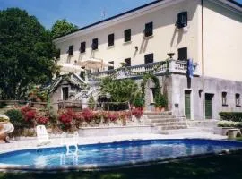 Villa Pini