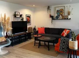 Le cosy avec climatisation, terrasse et parking privatif