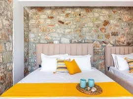 House of Stones 1, Cozy Room w Parking