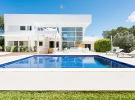 Gorgeous 4 Bed Home in San Jose, 1284