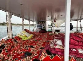 Assuan Felucca