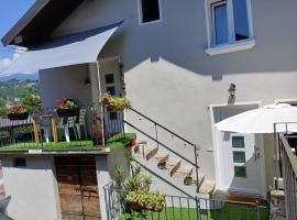 Lucia's Wood House，位于因特拉的别墅