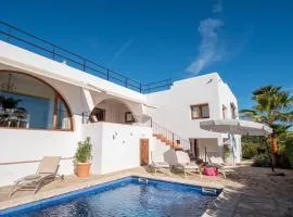 Luxury Awaits: Rent Ibiza Villa 1001