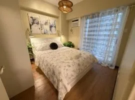 Aesthetic Cozy Modern Condo Apartment