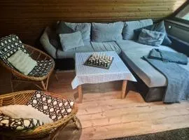 Idyllisch & ruhig - gemütliches Ferienhaus im Wald Hunde willkommen, in Hatten, nahe Oldenburg