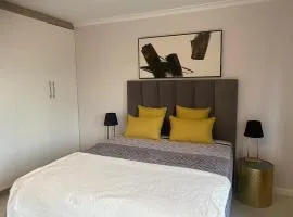 Heart of Hout Bay, Apartment