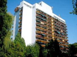 Neptun Residence, hotel in Balatonföldvár