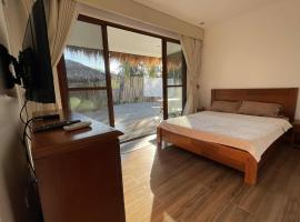 Sunset Villas Casita 1, hótel í Palauig