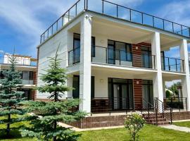 Baytur-Yilla09, hotel with hot tubs in Bosteri