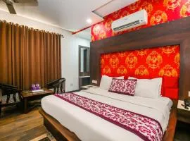 Hotel Royals Grand Galaxy