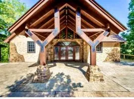 Little Red River Chalet
