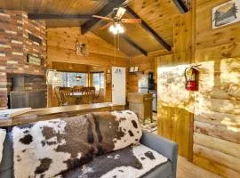 Orchard Family Cabin Near Historic Big Bear Village Walk to Marina