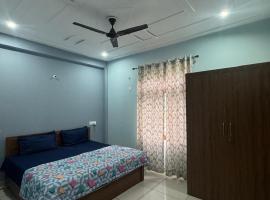 Diya Apartment: Rishīkesh şehrinde bir kendin pişir kendin ye tesisi