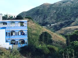 Djabraba's Boarding Rooms, hotel com estacionamento em Gar&ccedil;a