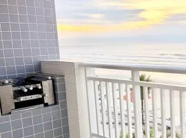 Apto Frente Praia Familiar