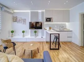 Spa King Apartments 2