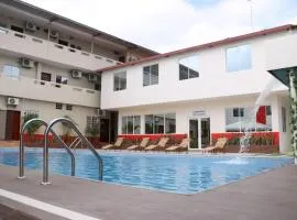 Hotel Pikeiro Blue, вариант жилья у пляжа в городе Манта