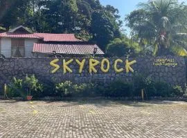 SKYROCK VILLA SG LEMBING