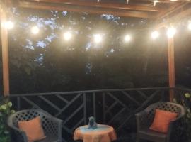 Breezes Ecolodge, hotel in San Ramón