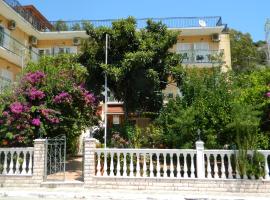 Logaras Apartments, hotel in Ayia Evfimia