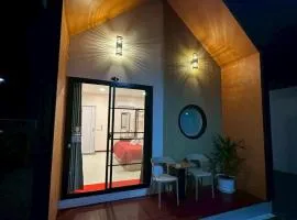 NICHA Cafe' & Resort