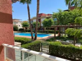 Apartamento en Hacienda del Alamo enfrente de la Piscina!