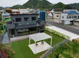 Blue Dog House